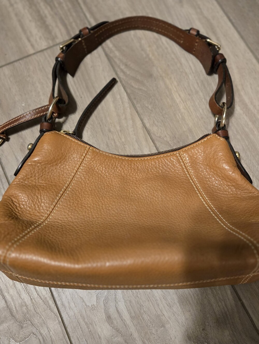 Dooney & Bourke Brown/Tan Pebbled Leather Shoulder Bag with Contrast Trim - Picture 10 of 10
